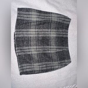 plaid skirt! never worn, but no tag!
